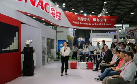 科技與藝術的完美結(jié)合 軟控PS2A成型機隆重發(fā)布
